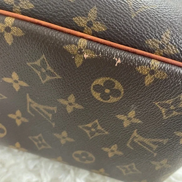 Louis Vuitton Brown Monogram Deauville Bag - Picture 7 of 16